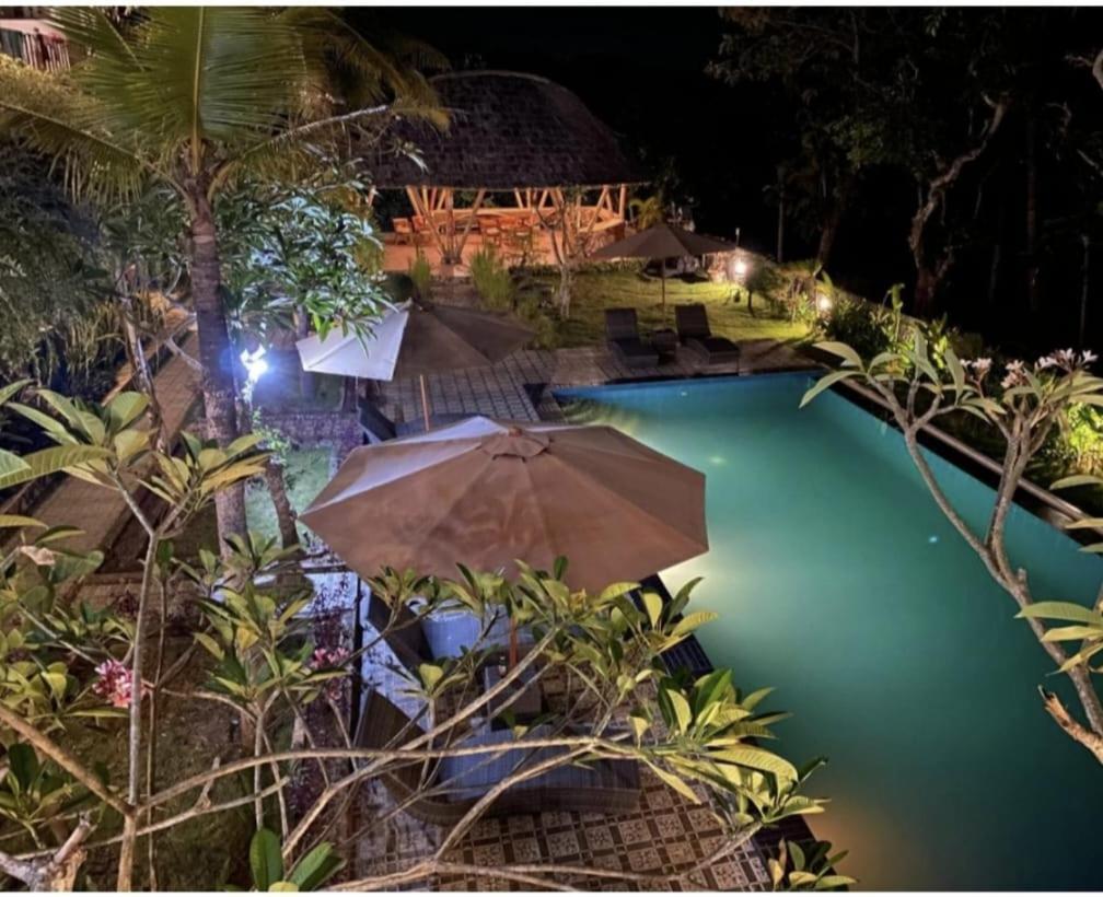 Tinggian Hill Retreat Hotel Batununggul Екстериор снимка